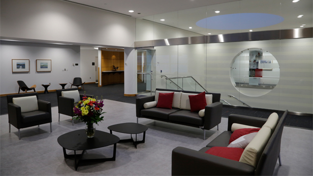 Guest seating in the Johnson & Johnson Institute facility location in Cincinnati, OH.