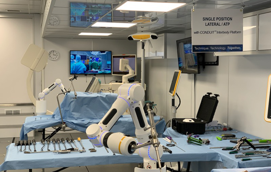 Image of a robot surgery tool.