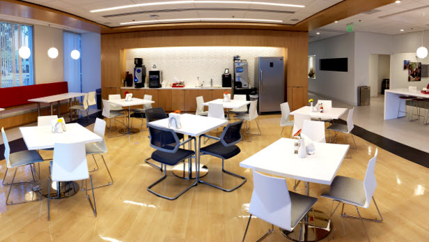 Dining area in the Johnson & Johnson Institute facility location in Irvine, CA.