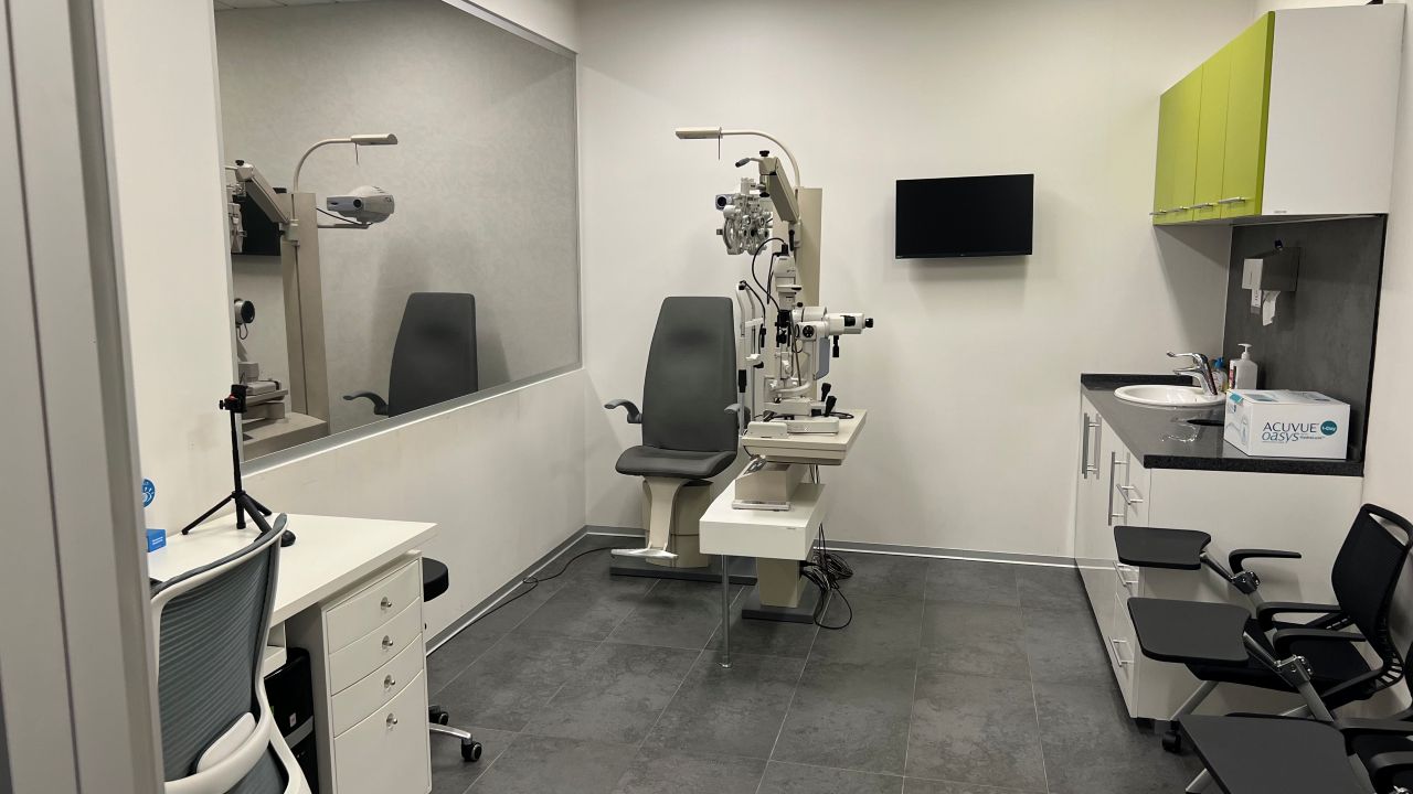 Practical classroom in the Johnson & Johnson Institute facility in Moscow, Russia.