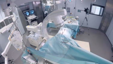 An image from the "Navigation Workflow Videos with BRAINLAB Technology" video playlist on the JnJInstitute.com website.