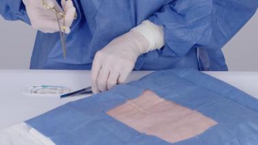 image of "Needle Driver_Arming the Needle" video on jnjinstitute.com
