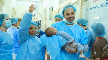An image of the "Operation Smile" external link on JJI.com.