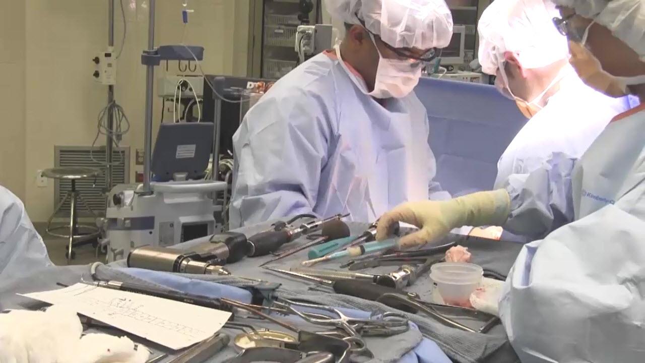 An image of the "SURGIFLO Hemostatic Matrix Demonstration During a Complex Spine Surgery with Amer Samdani, MD" video on the JnJInstitute.com website.